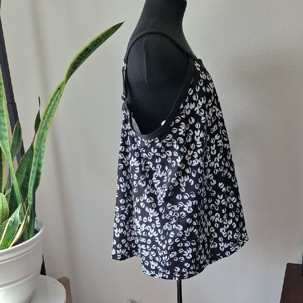 Swim Solutions Black and White Boxy Tank Top - Picture 7 of 10